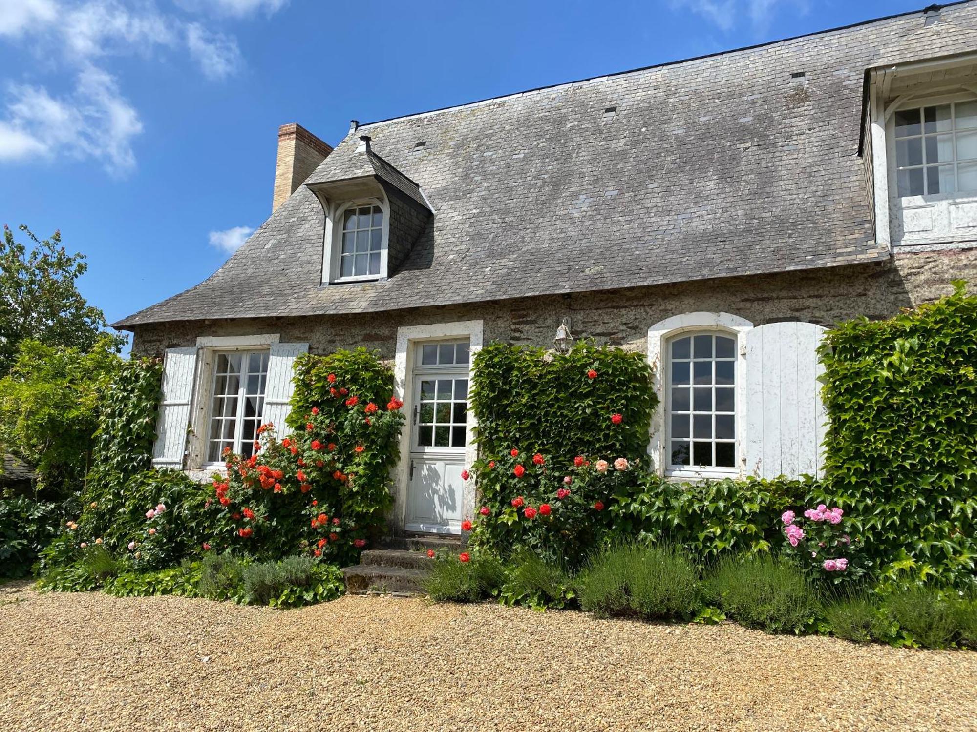 La Mouliniere, Jolie Longere Du Xviie Bed & Breakfast La Jaille-Yvon Exterior foto
